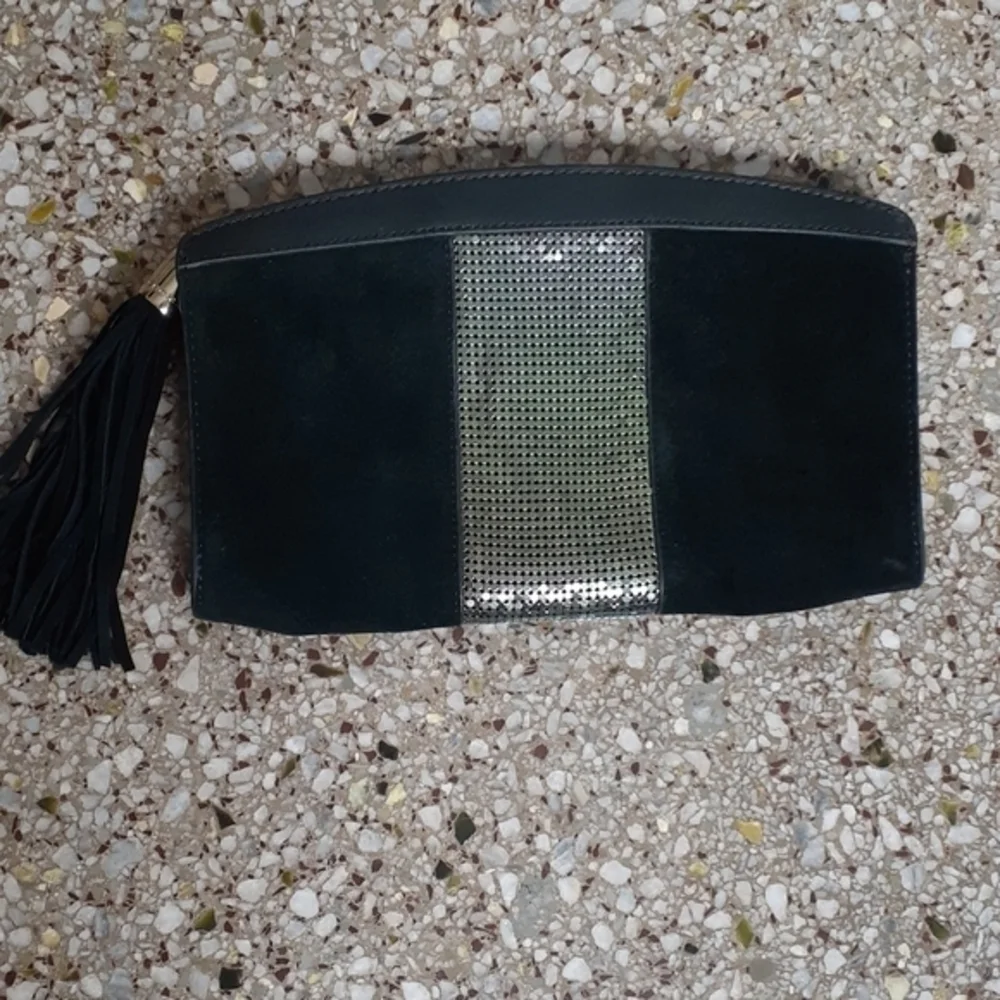 BCBG MAXAZRIA Dark Green Suede Leather & Metal Clutch w Fringe Tassel Accent